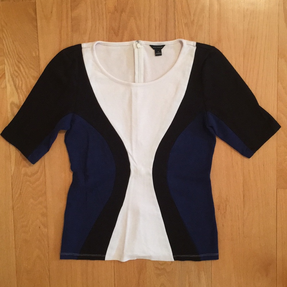 Ann Taylor Top Size Small